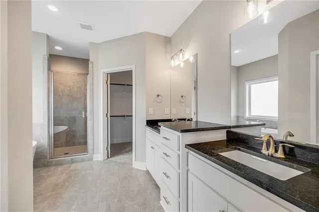 $603,460 | 7001 Northeast 103rd Street, Kansas City, MO 64156