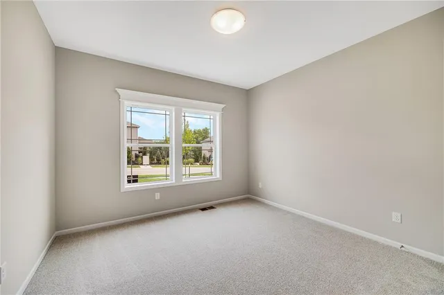 $603,460 | 7001 Northeast 103rd Street, Kansas City, MO 64156