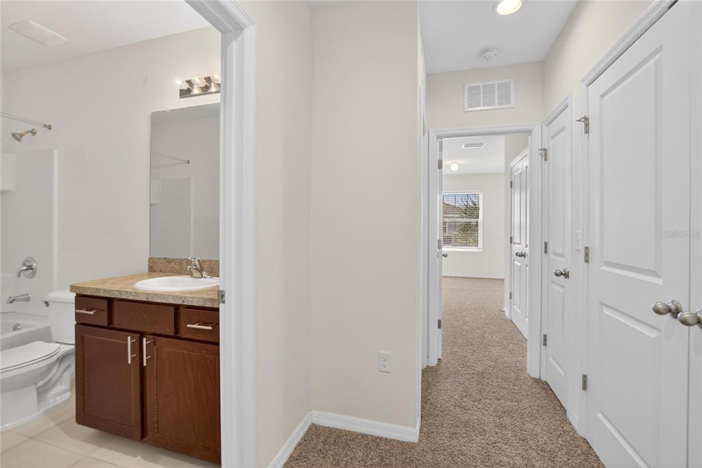 8850 Indigo Trail Loop Riverview, FL 33578 - Photo 36 of 72