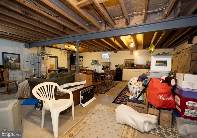 $695,000 | 51 Shellburne Drive, Wilmington, DE 19803