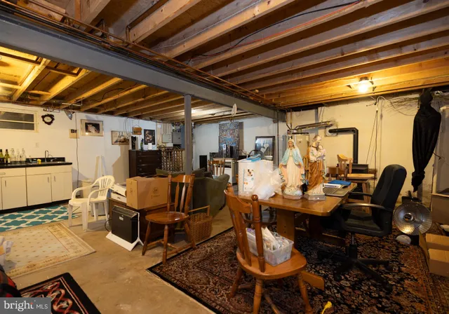 $695,000 | 51 Shellburne Drive, Wilmington, DE 19803