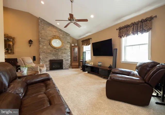 $695,000 | 51 Shellburne Drive, Wilmington, DE 19803