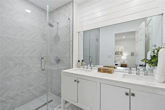 $689,000 | 1219 Hillwood Court Southeast, Atlanta, GA 30316