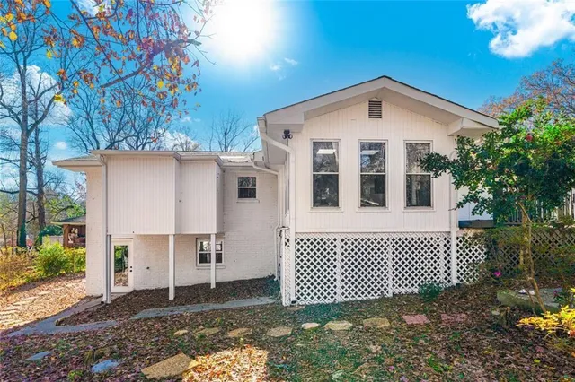 $689,000 | 1219 Hillwood Court Southeast, Atlanta, GA 30316