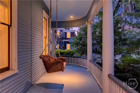$1,249,000 | 121 East 36th Street, Savannah, GA 31401