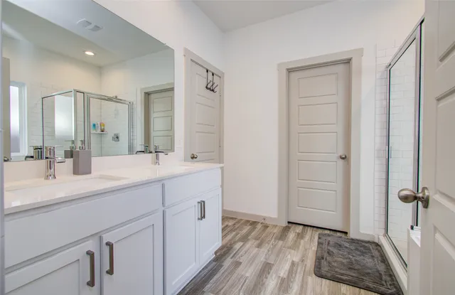 $2,895 | 12806 Rainham Lane, Houston, TX 77047