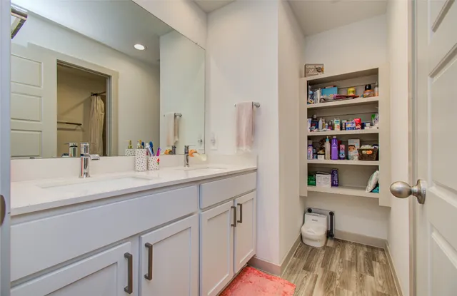 $2,895 | 12806 Rainham Lane, Houston, TX 77047