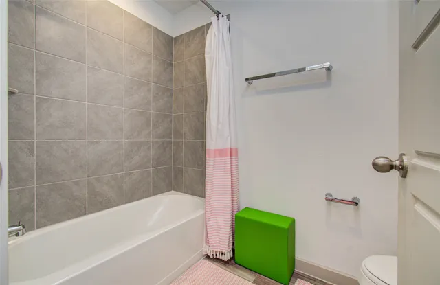 $2,895 | 12806 Rainham Lane, Houston, TX 77047