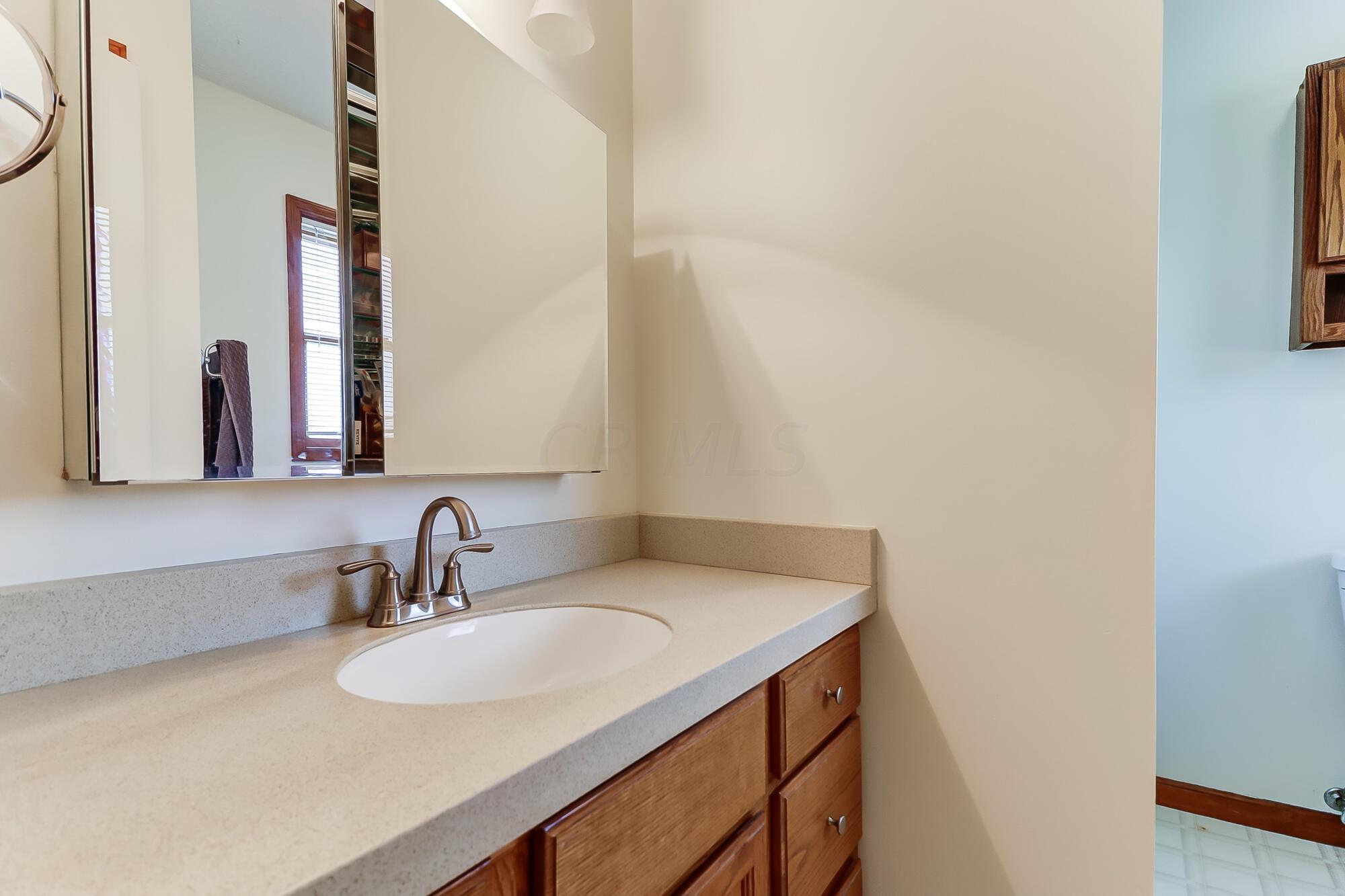 1434 Bickel Church Road Northeast Baltimore, OH 43105 - Photo 16 of 57 Owner Suite Private Full Bath - 1434 Bickel Church Road NE, Baltimore, OH 43105