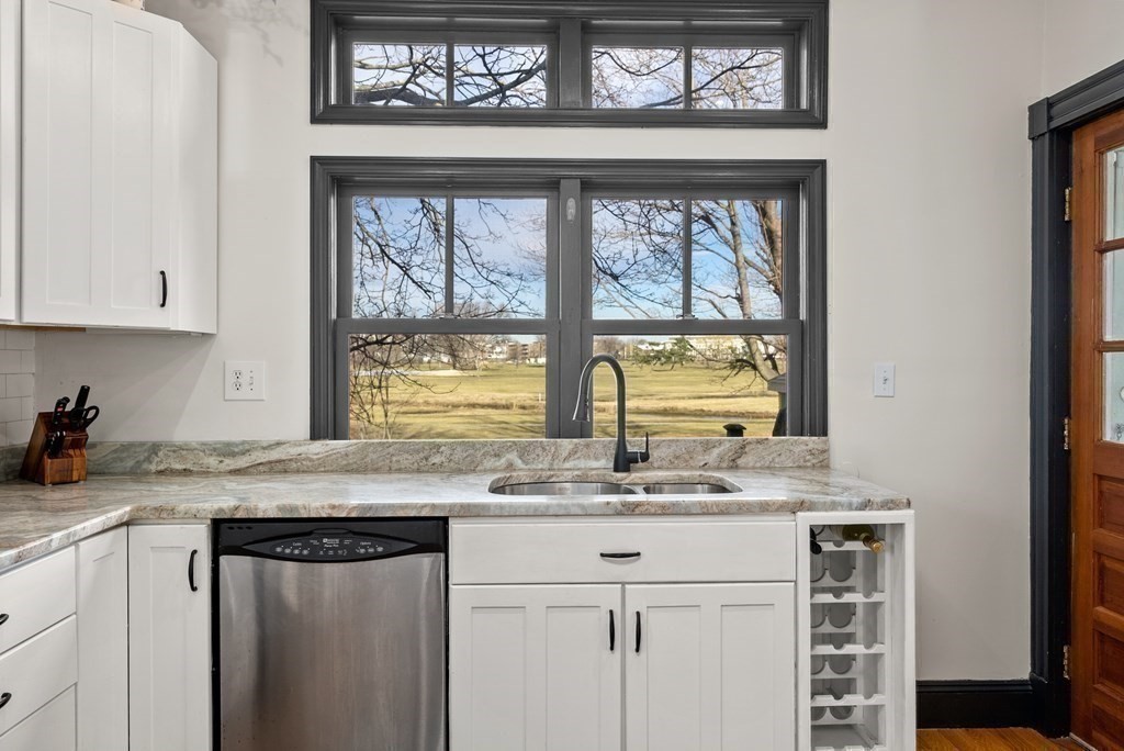 134 River Road Winthrop, MA 02152 - Photo 12 of 26 Gallery Image 12