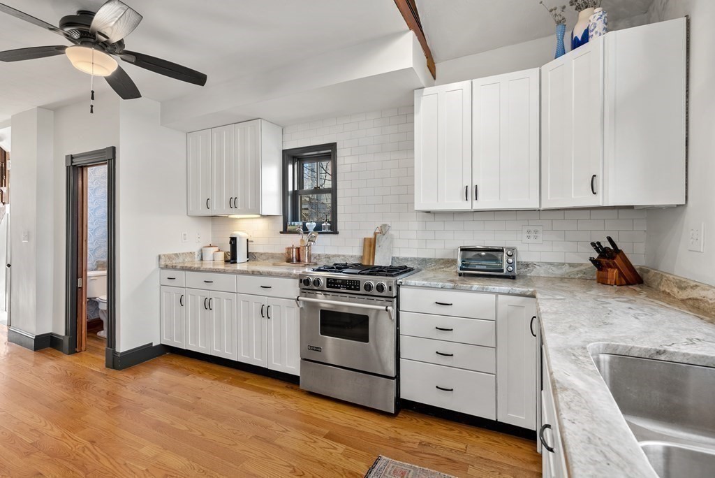 134 River Road Winthrop, MA 02152 - Photo 9 of 26 Gallery Image 9