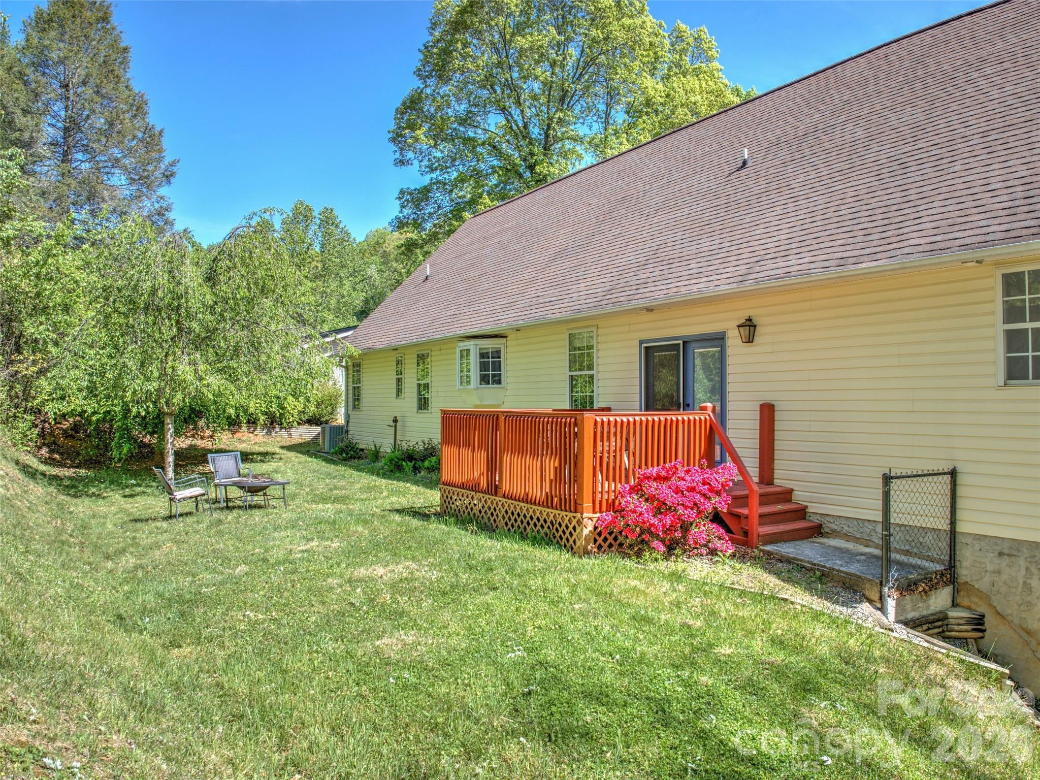 64 Wyoming Road Asheville, NC 28803 - Photo 37 of 42