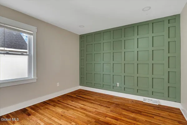 $270,000 | 1206 Trinity Avenue, Rotterdam, NY 12306