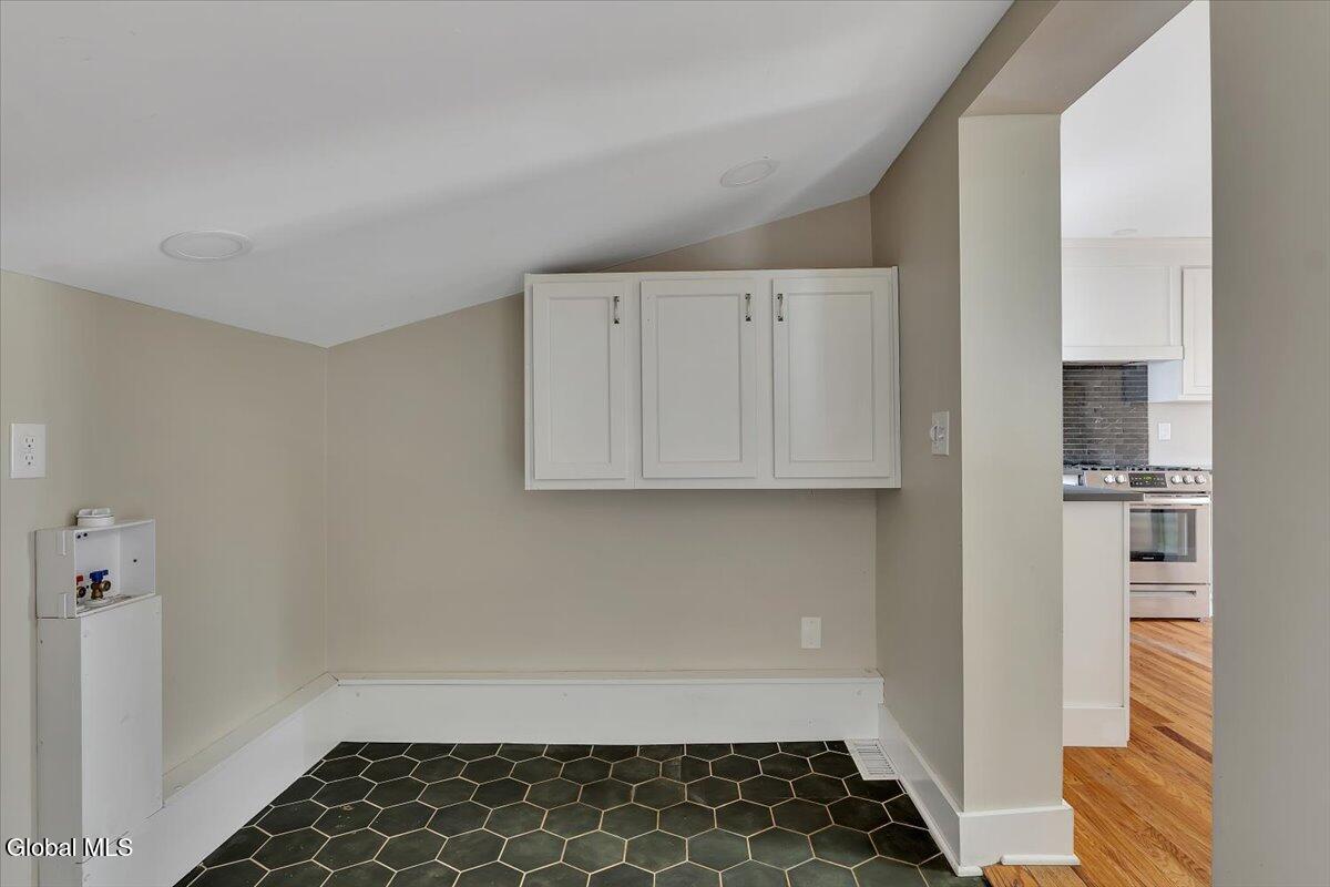 1206 Trinity Avenue Rotterdam, NY 12306 - Photo 22 of 33 16-P1608161