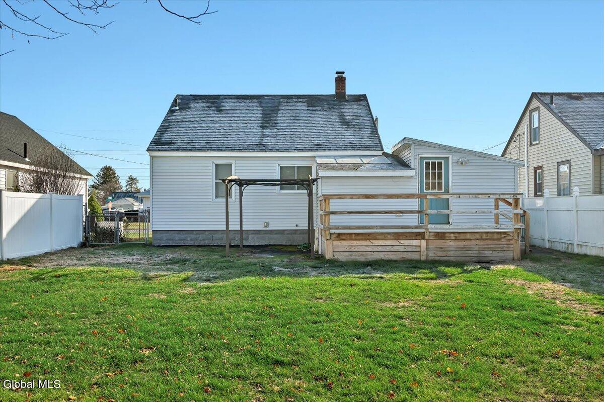 1206 Trinity Avenue Rotterdam, NY 12306 - Photo 31 of 33 30-P1608056