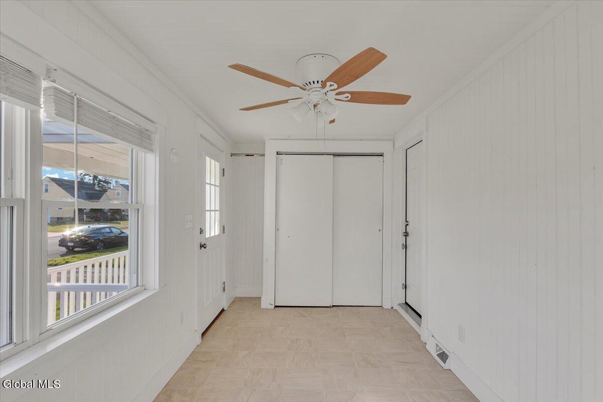 1206 Trinity Avenue Rotterdam, NY 12306 - Photo 5 of 33 03-P1608077