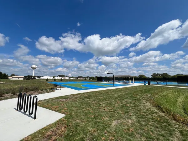$647,375 | 6924 Cambria Cove, Lakewood, IL 60014