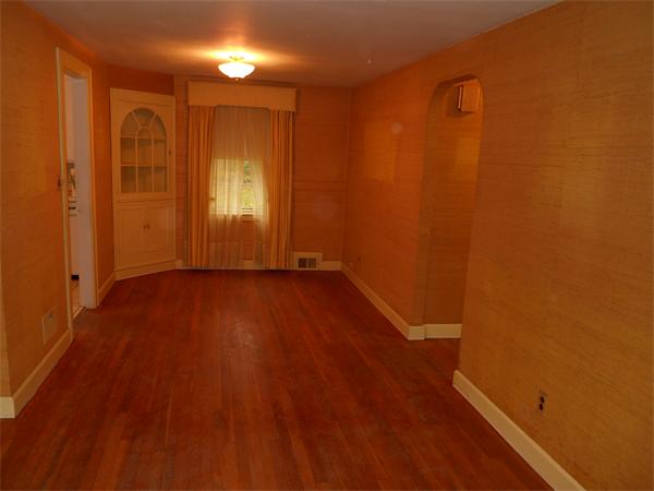 15 Sheffield Road Danvers, MA 01923 - Photo 3 of 29 Gallery Image 3