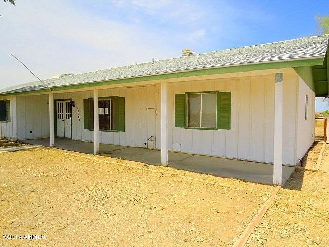 19900 West Ray Road Buckeye, AZ 85326 - Photo 4 of 75 023-178366 - front patio