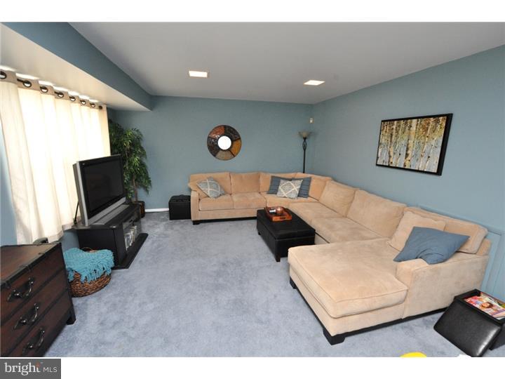 9 Phoenix Road Marlton, NJ 08053 - Photo 16 of 19 Family Room