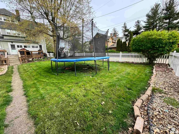 $269,900 | 632 South Lafayette Street, Macomb, IL 61455