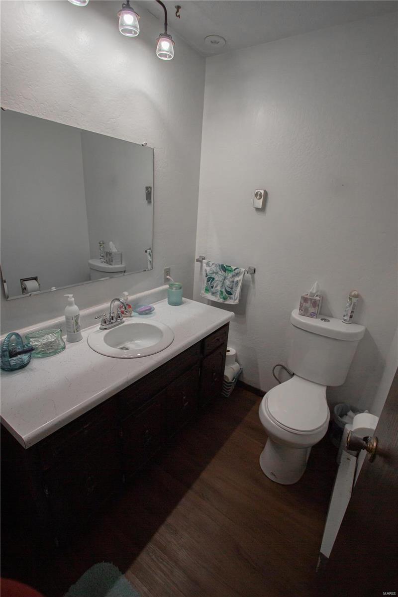 5425 State Rte 4 Alhambra, IL 62001 - Photo 10 of 24