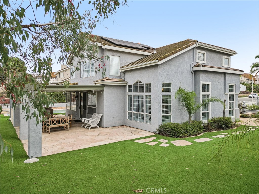 901 Clearwood Avenue Riverside, CA 92506 - Photo 24 of 36 a view of a house with a yard and sitting area