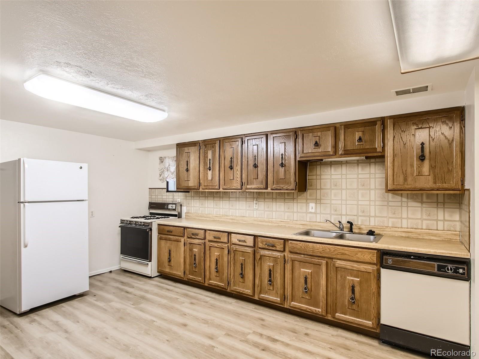 3610 Lewis Street Wheat Ridge, CO 80033 - Photo 17 of 40 Gallery Image 17