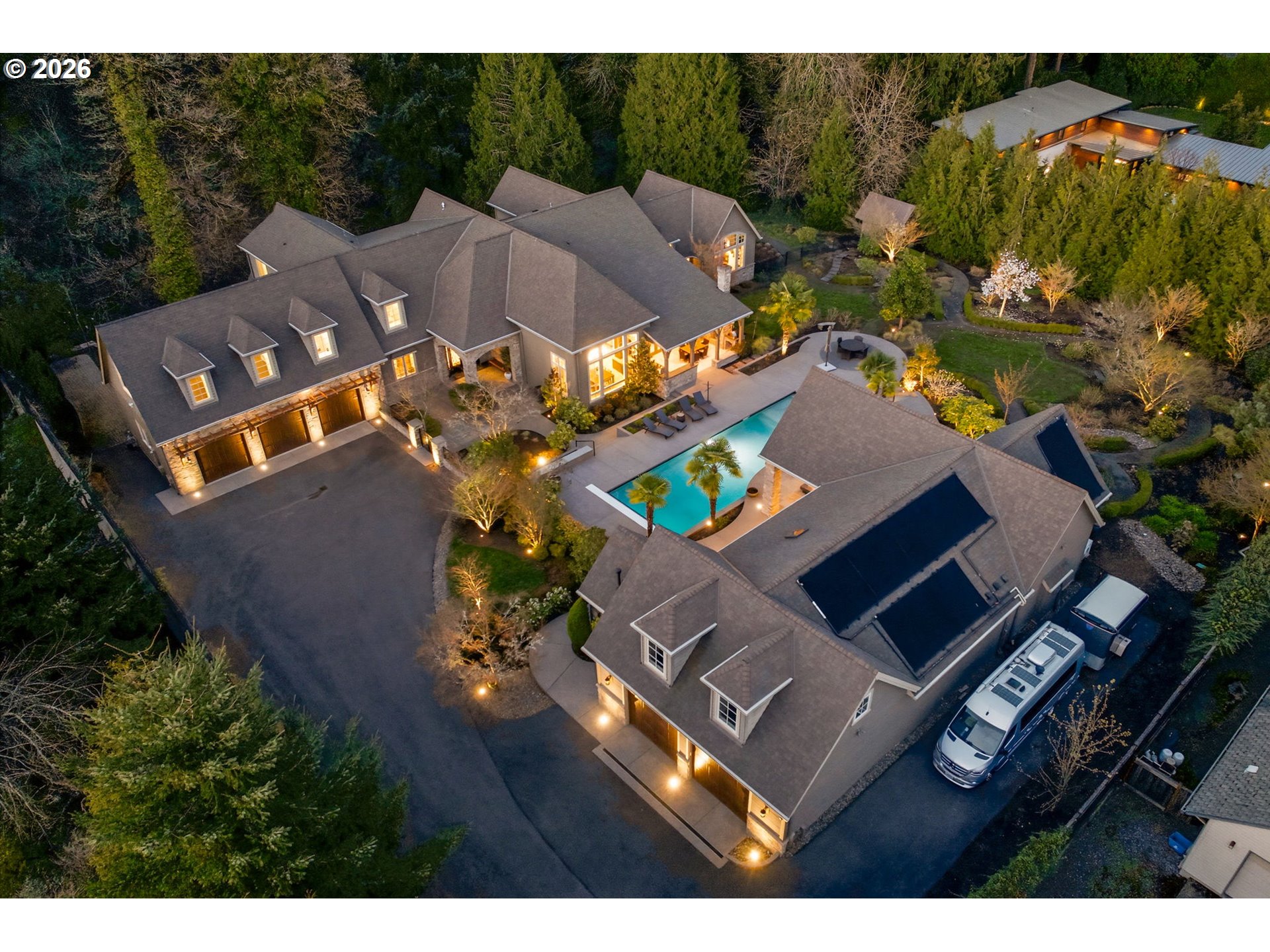951 Atwater Road Lake Oswego, OR 97034 - Photo 45 of 46 a view of a house with a yard