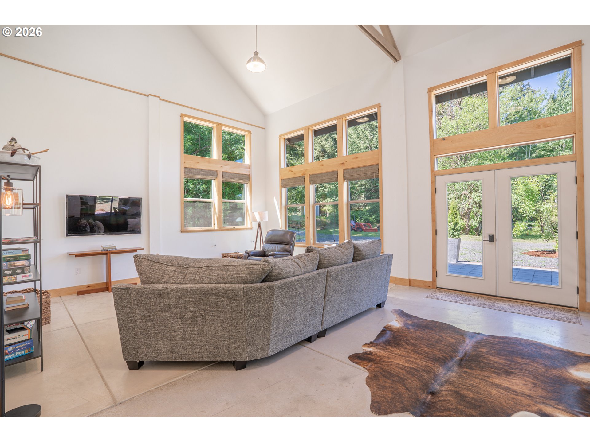 45955 Goodpasture Road Vida, OR 97488 - Photo 15 of 48