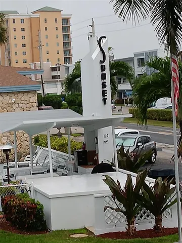 a car parked in front of a building