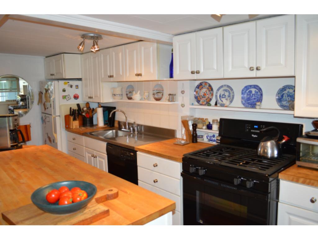 477 Highway 63 Chesterfield, NH 03443 - Photo 14 of 33