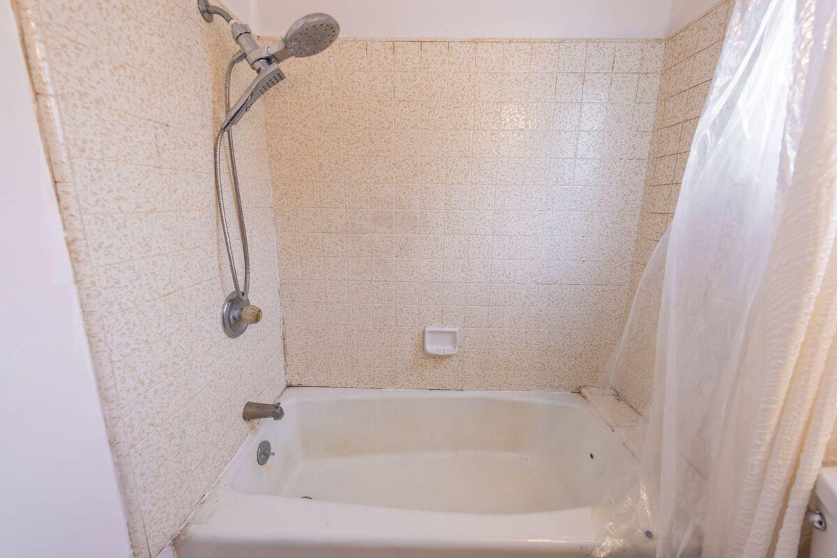 718 Cook Avenue Santa Barbara, CA 93101 - Photo 14 of 21 photo_offline_022