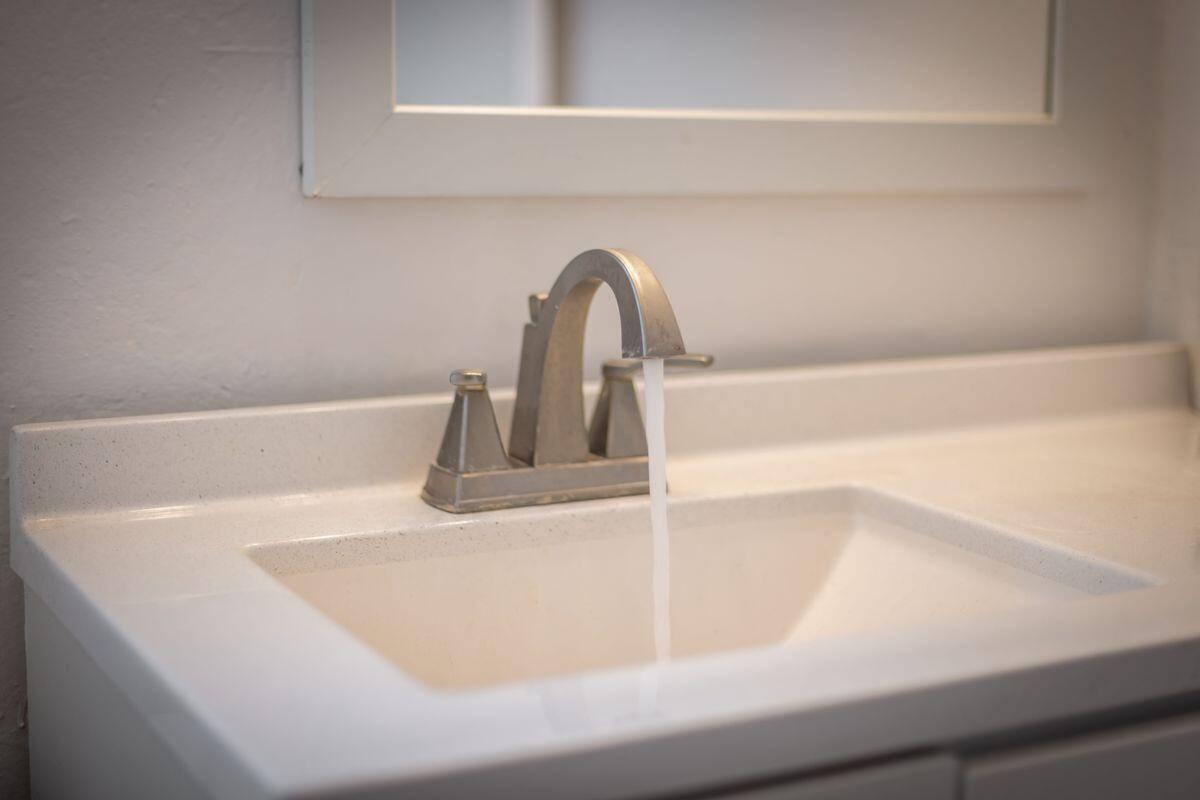 718 Cook Avenue Santa Barbara, CA 93101 - Photo 15 of 21 photo_offline_024