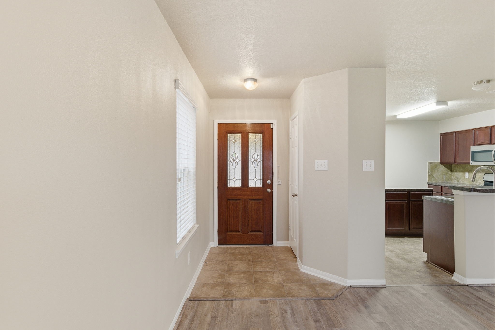 4910 Conifer Ridge Way Humble, TX 77346 - Photo 8 of 48