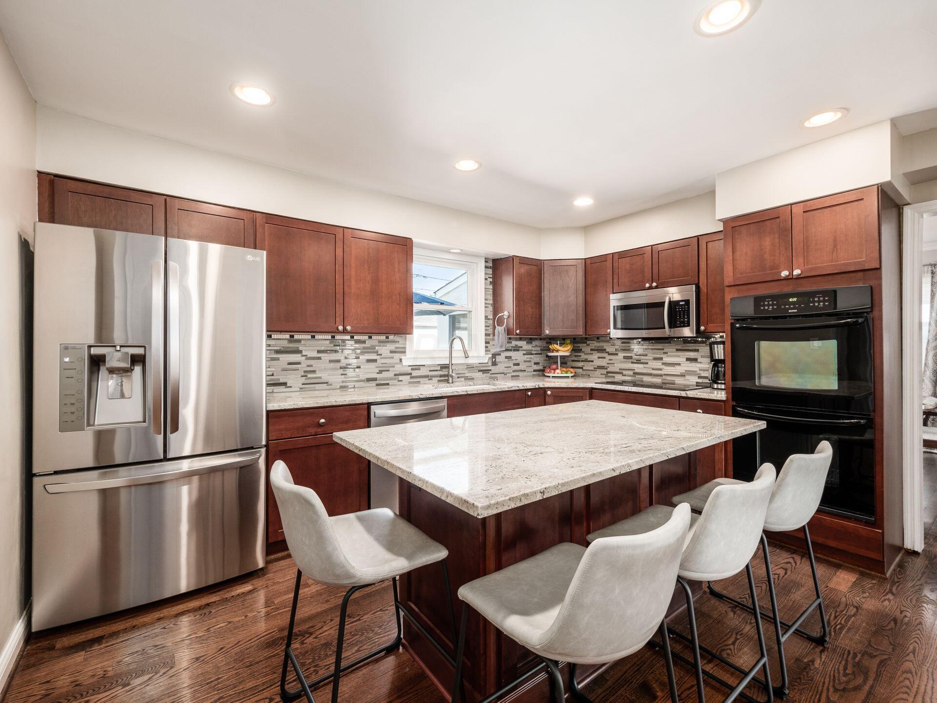 2801 Welsford Road Columbus, OH 43221 - Photo 24 of 47 025_0e3e6_A 2801 Welsford 044