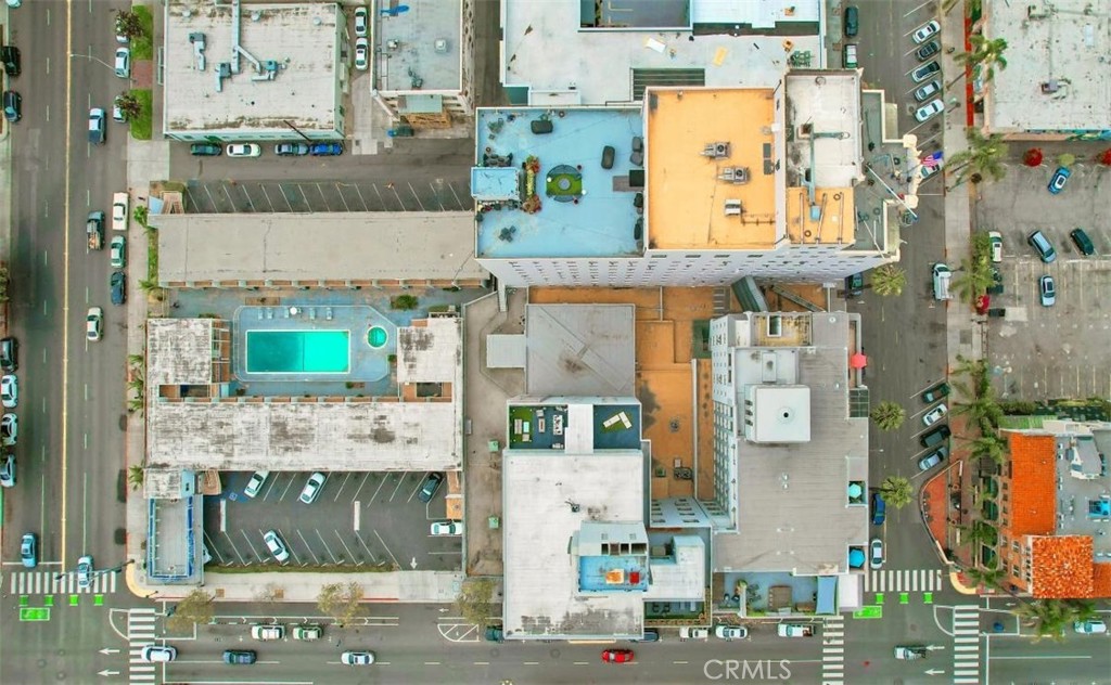 140 Linden Avenue, Unit 962 Long Beach, CA 90802 - Photo 6 of 21 an aerial view of residential houses with outdoor space and parking