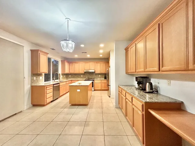 $669,000 | 510 Robin Court, Ione, CA 95640
