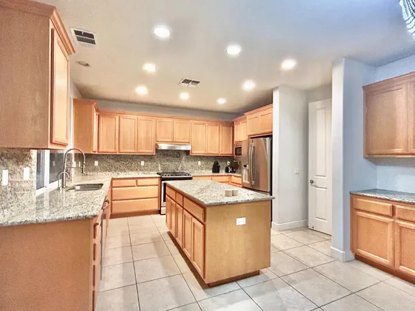 $640,000 | 510 Robin Court, Ione, CA 95640