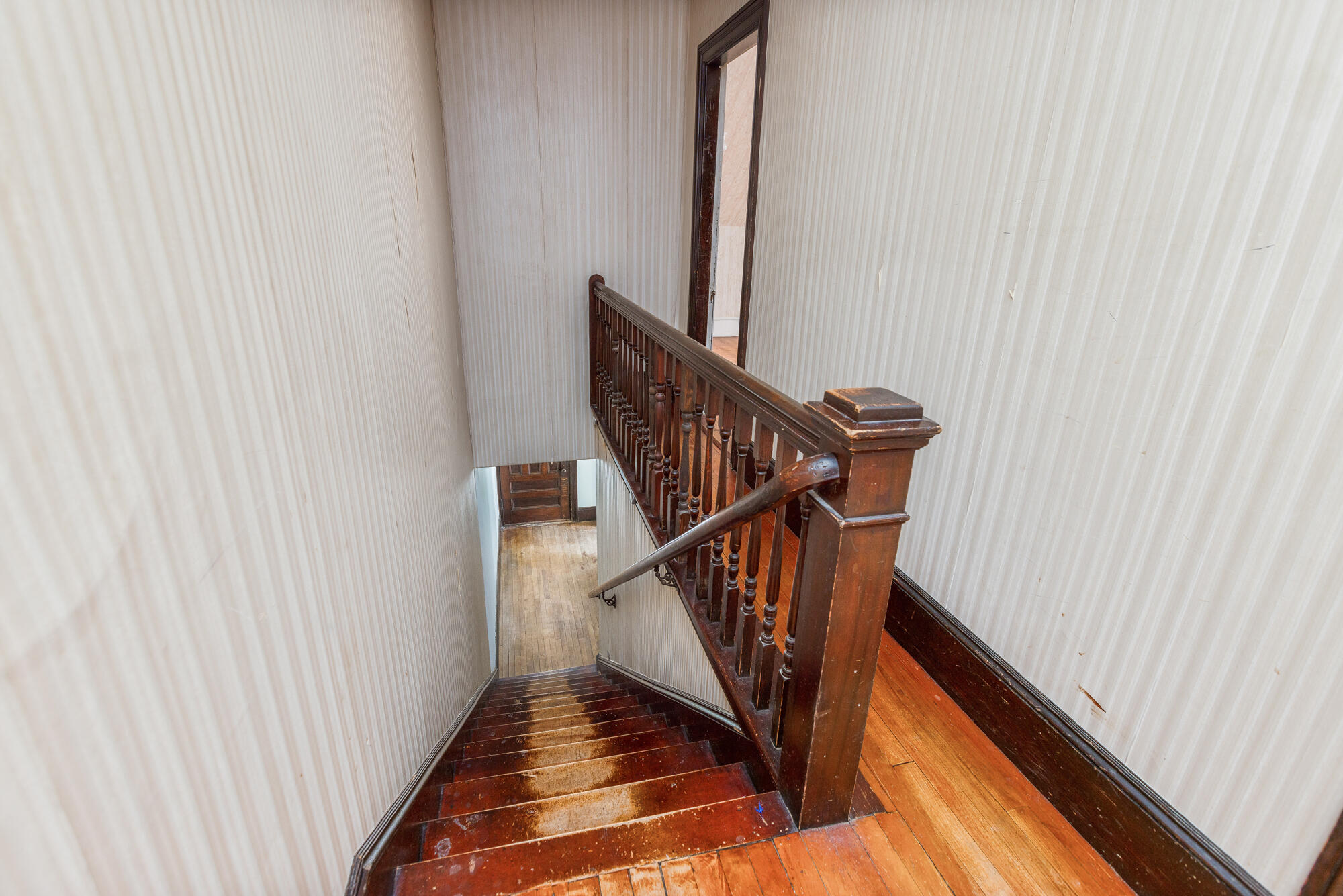 4-6 Elmwood Road Cape Elizabeth, ME 04107 - Photo 36 of 48 4 Elmwood _W5_028