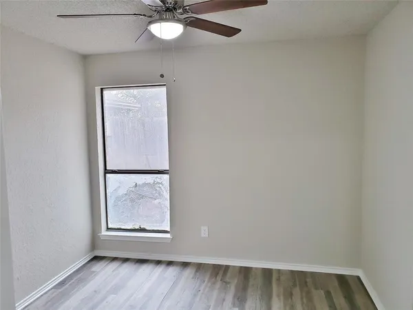 $1,895 | 1415 Smokehouse Street, Mesquite, TX 75149