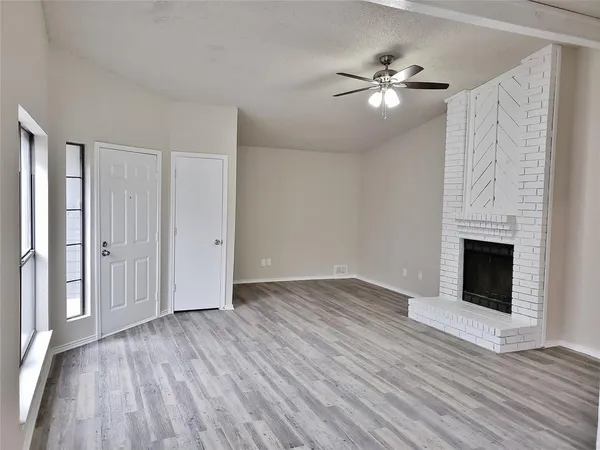 $1,895 | 1415 Smokehouse Street, Mesquite, TX 75149