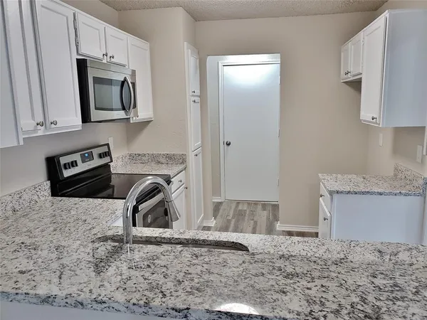 $1,895 | 1415 Smokehouse Street, Mesquite, TX 75149