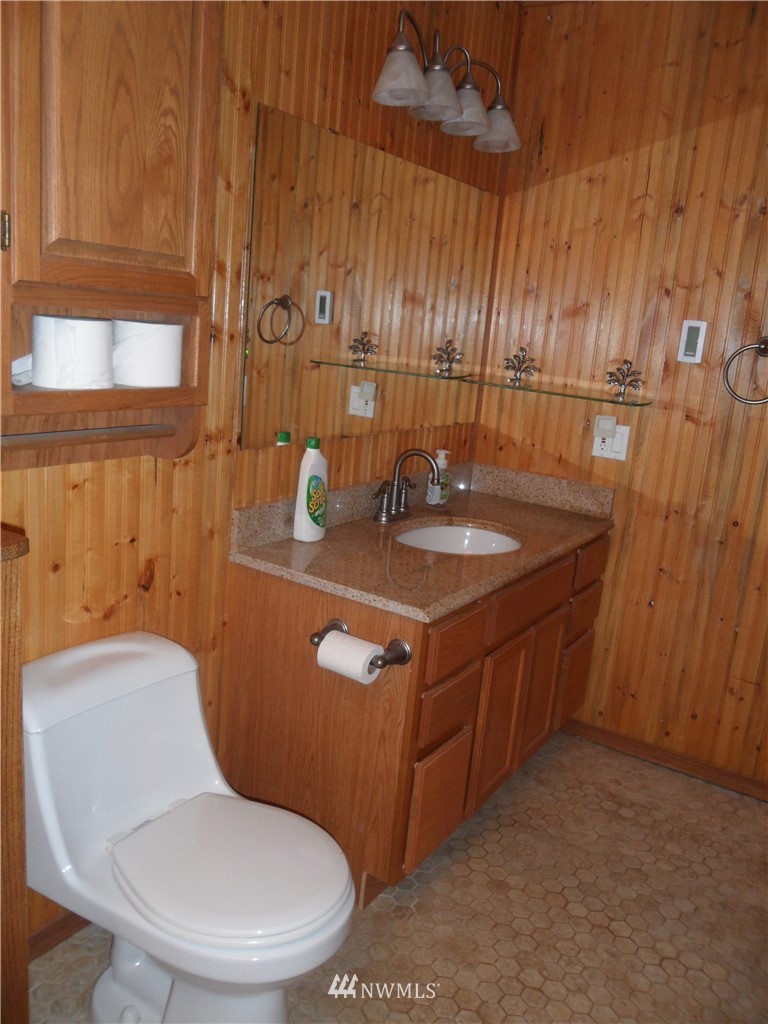 2456 East Hoquiam Road Hoquiam, WA 98550 - Photo 12 of 25 Gallery Image 12