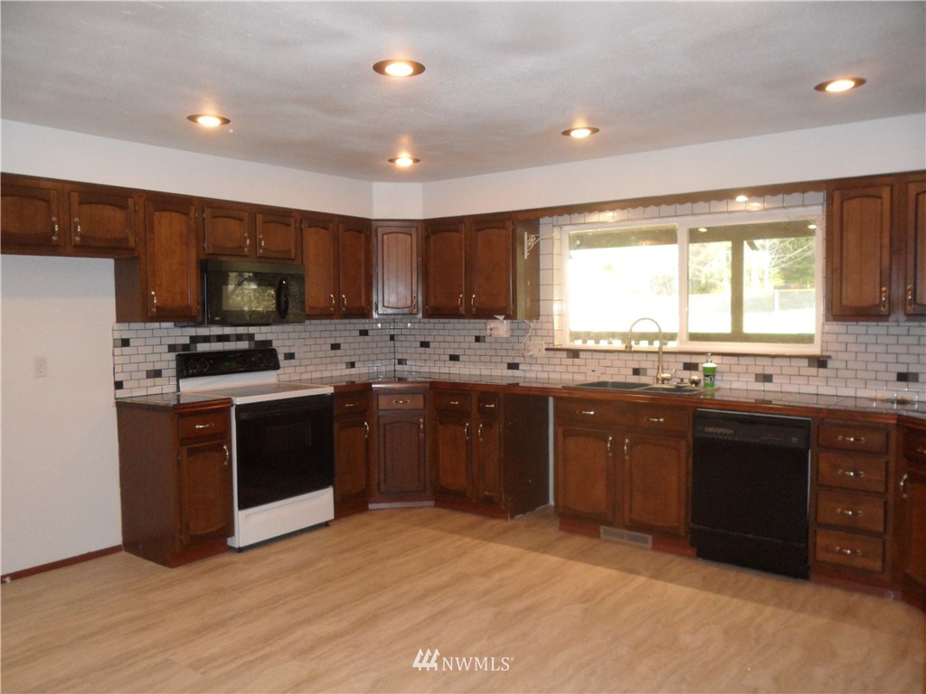 2456 East Hoquiam Road Hoquiam, WA 98550 - Photo 7 of 25 Gallery Image 7