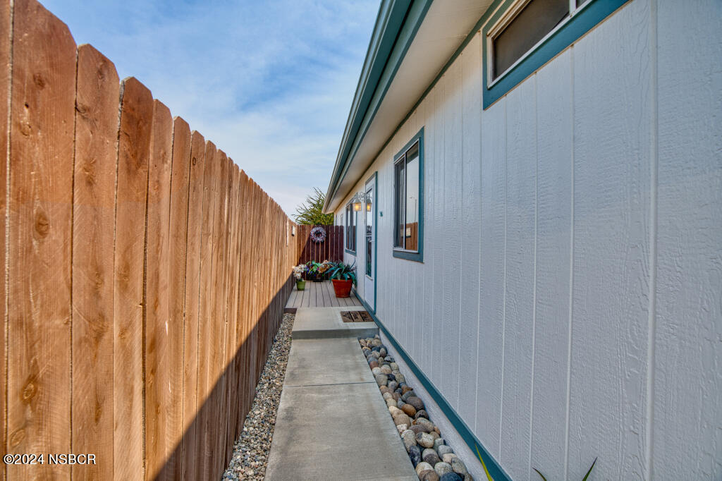 919 Vista Del Rio Santa Maria, CA 93458 - Photo 17 of 29 a view of balcony with stairs