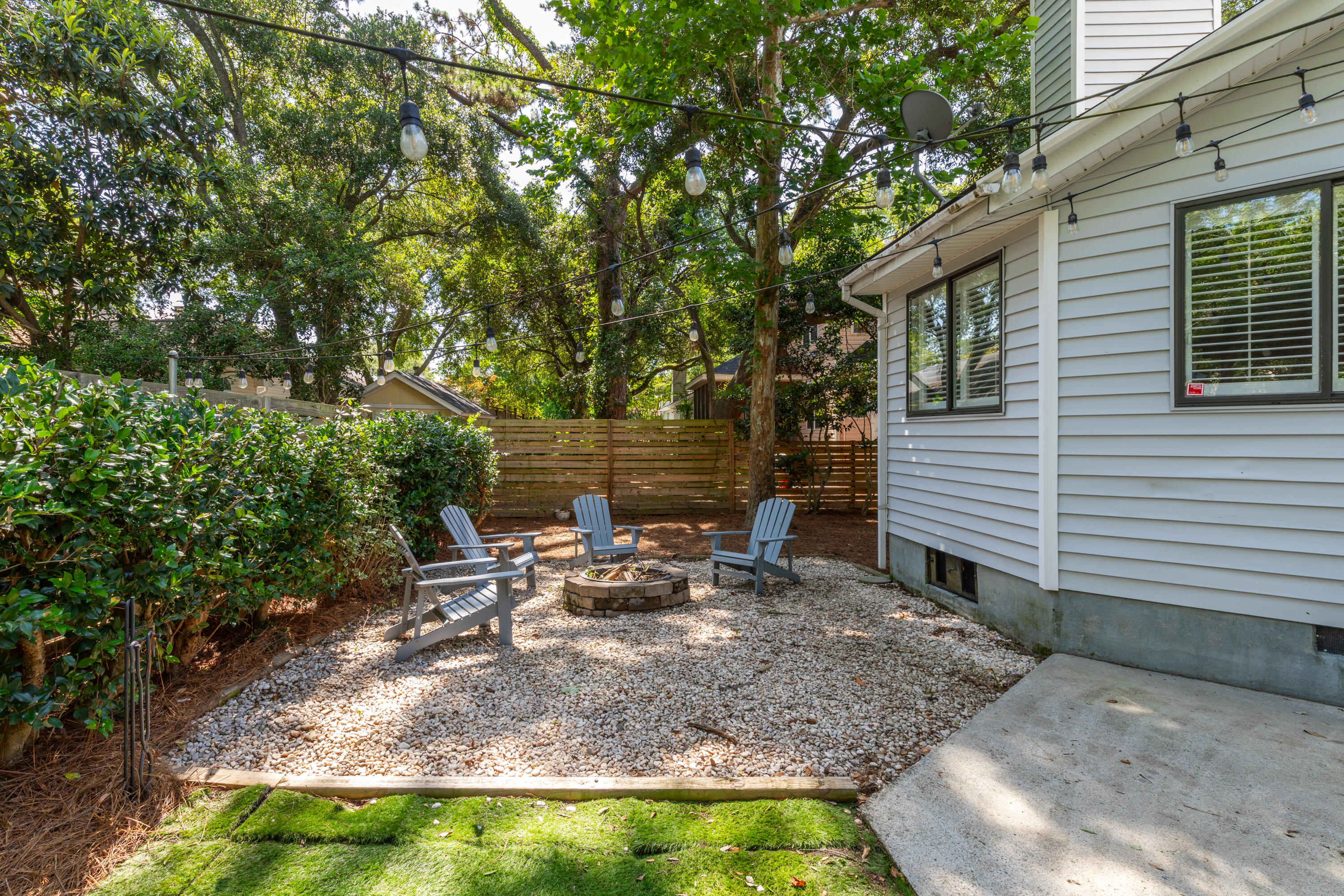 1274 Hampshire Road Charleston, SC 29412 - Photo 3 of 34 1274 Hampshire-10