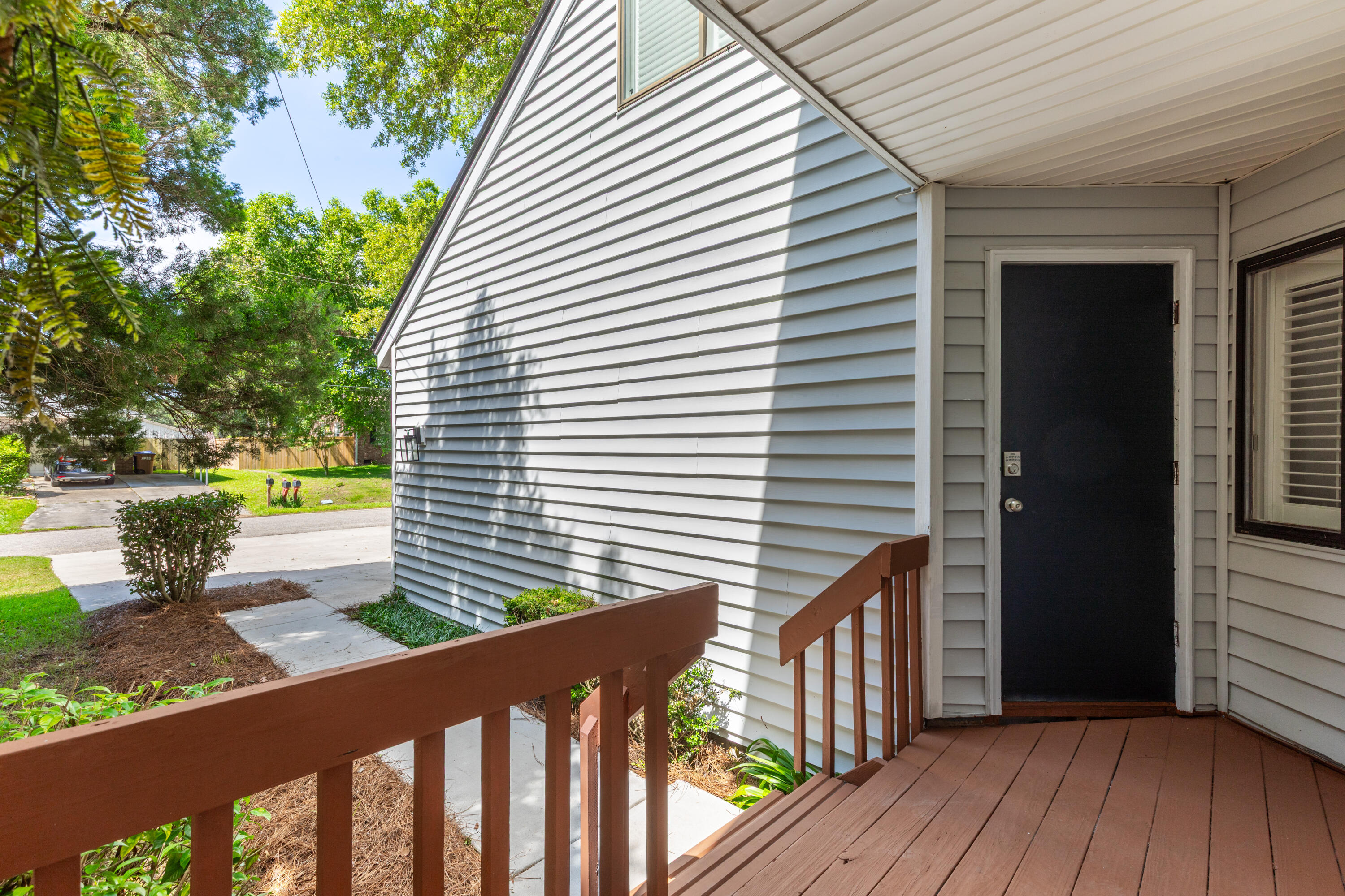 1274 Hampshire Road Charleston, SC 29412 - Photo 31 of 34 1274 Hampshire-14