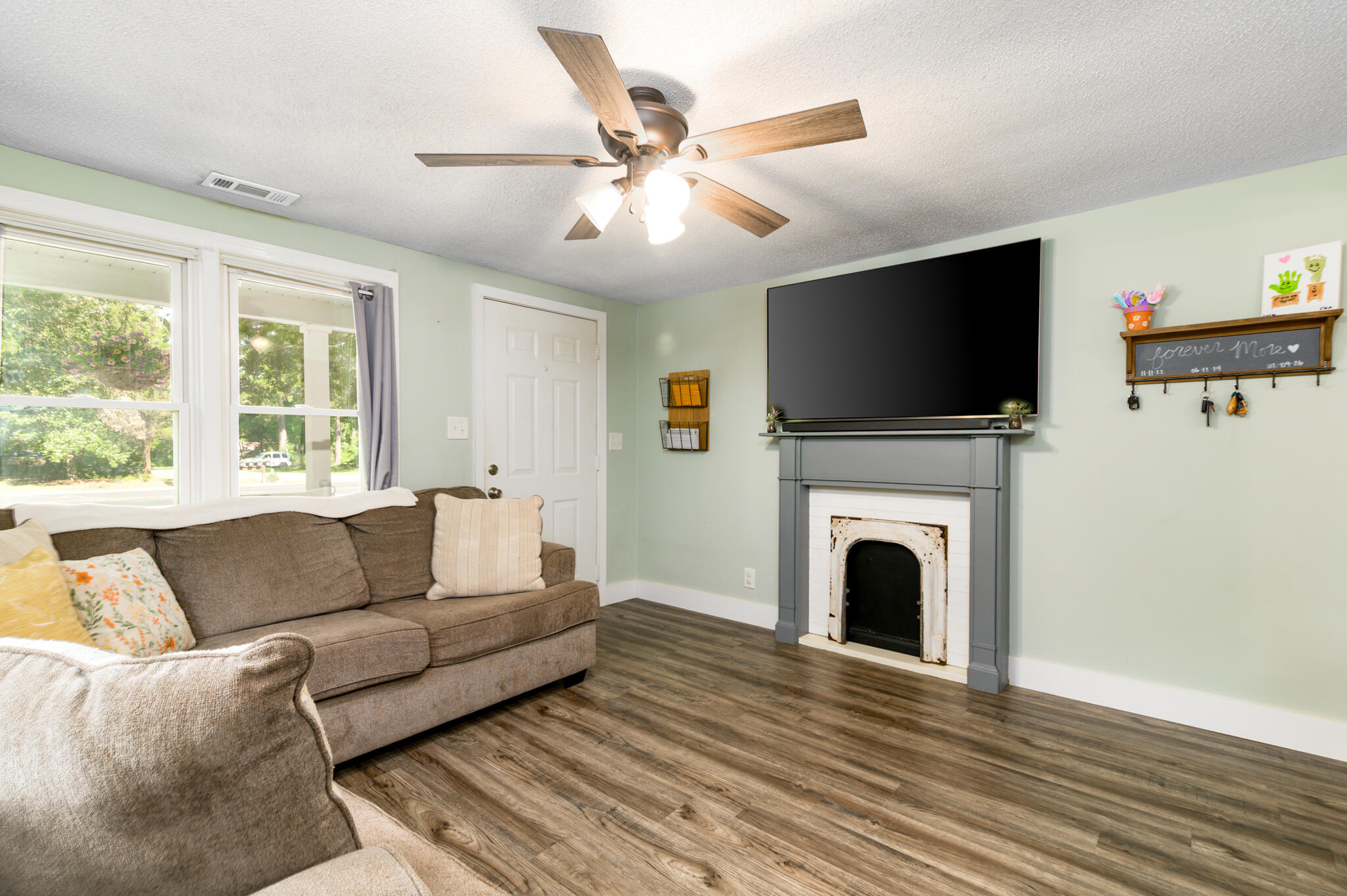1370 Old Whitesville Road Moncks Corner, SC 29461 - Photo 3 of 37 1370 Old Whitesville - 3 - CMG