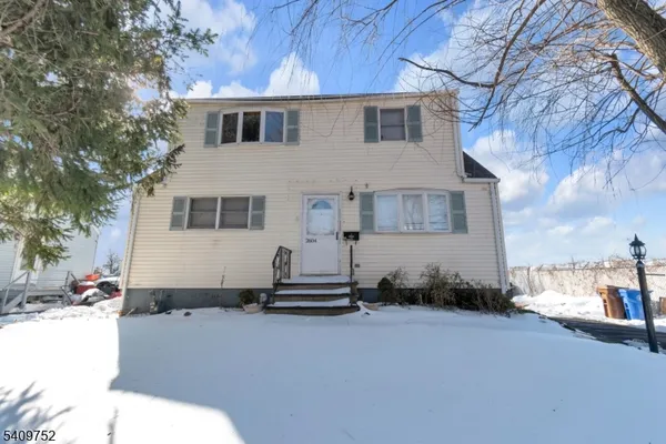 $2,150 | 2604 Parkway Avenue, Linden, NJ 07036